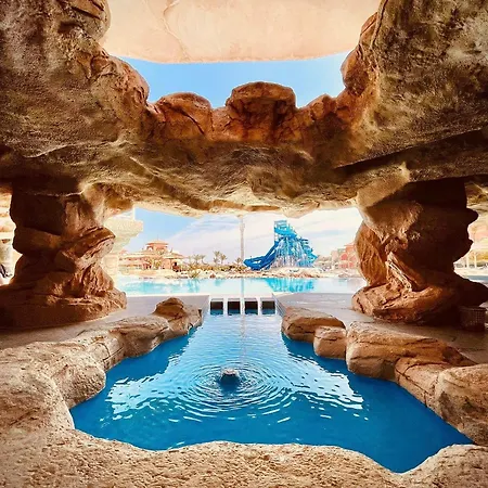 Faraana Heights Aqua Park Hotel